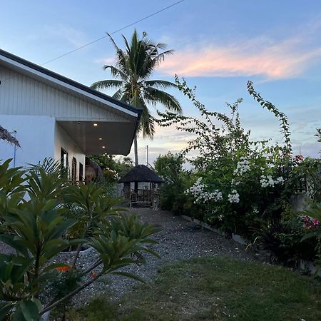 Momo Hostel Moalboal Exterior foto